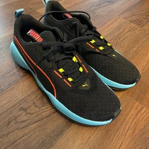 New never worn Puma’s